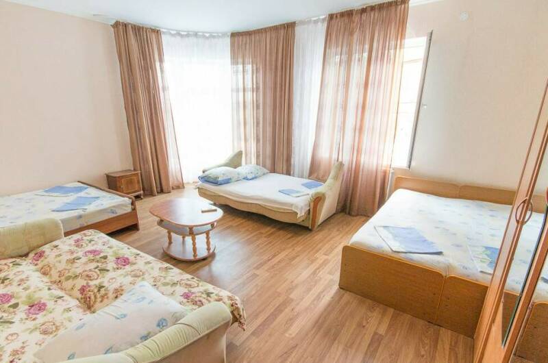 Большой семейный номер (на 4-6 мест)