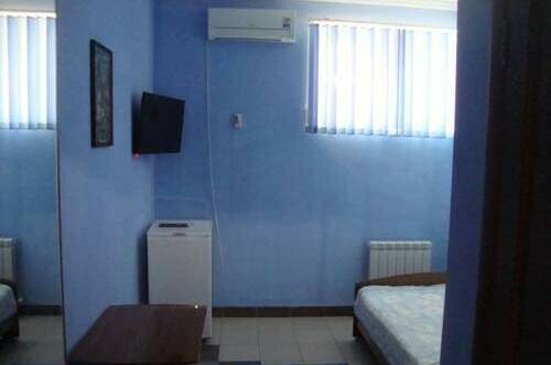 Двухместный номер с одной кроватью 1−2