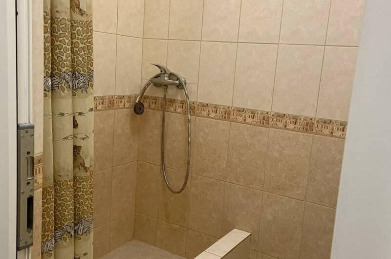 Семейный 2-х комнатный санузел на этаже