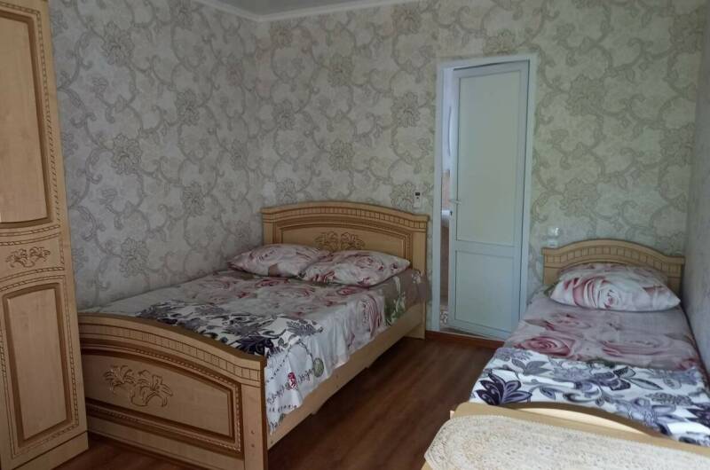 4-х местный с удобствами (домик)