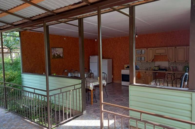 3-х местный с удобствами (домик)