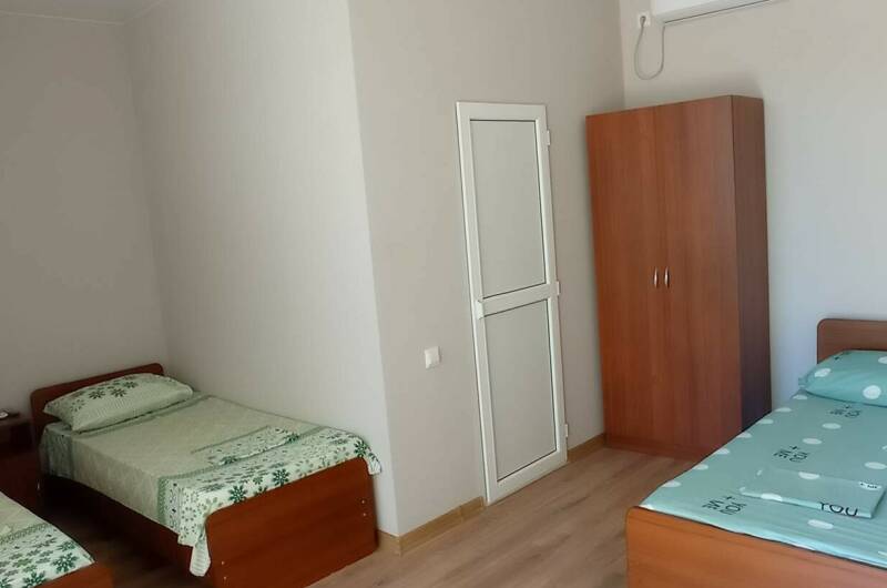 Отдельно стоящий дом из 4х местных номеров