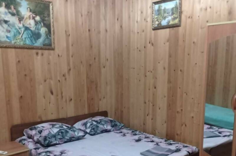 Отдельно стоящий дом из 2 комнат 3мест. номера