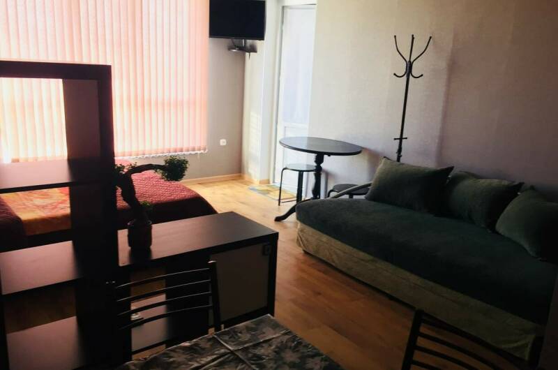 «Комната-студия» 4-местная