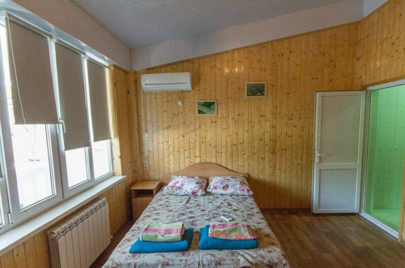 3-х местный номер с видом На горы, с балконом