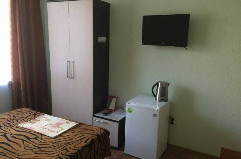 Для двоих с кроватью и сан/узлом на 2 номера