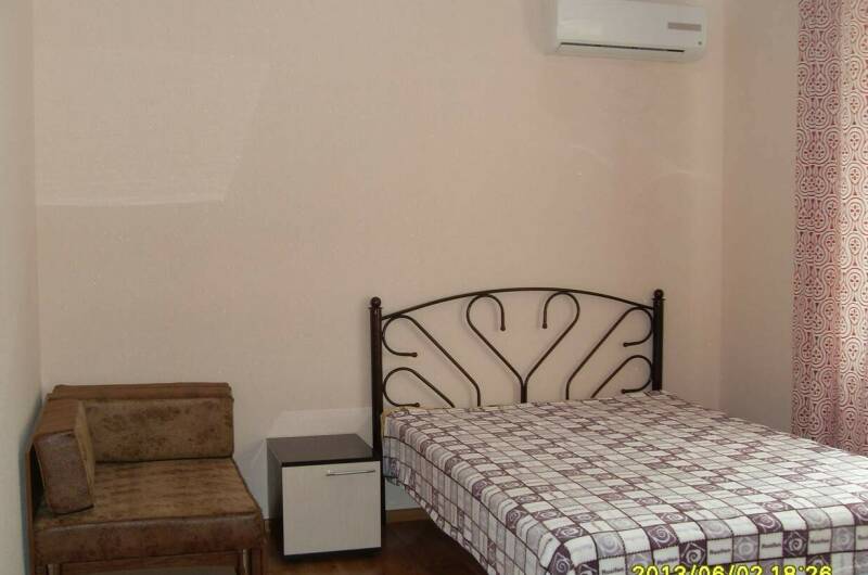 Трехместный номер со всеми удобствами (1этаж)