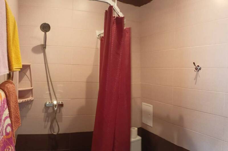 Четырехместный номер с удобствами (2этаж)