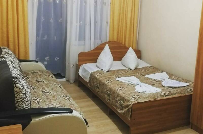 3-х местный эконом с балконом