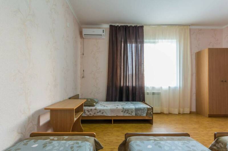 Четырехместный номер «стандарт»