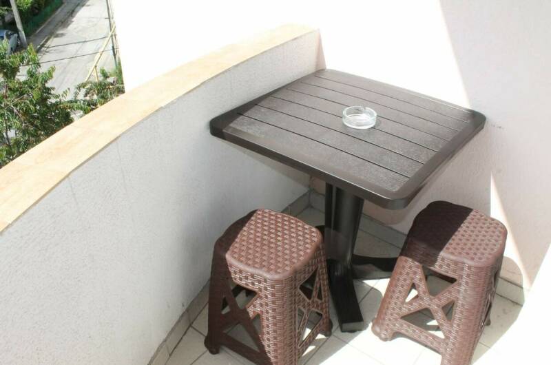 Двухкомнатный номер на 3 — 4 человека