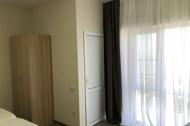 Номер «Стандарт» 4-х местный с доп. местом