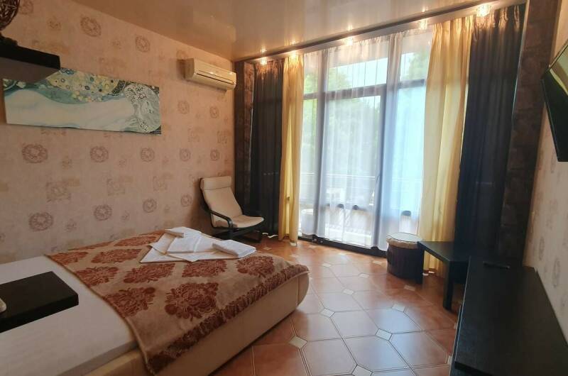 «Полулюкс» 2-х мест. (двусп. кр.)