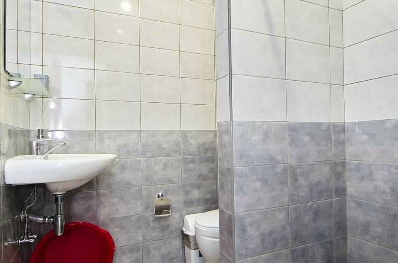 Двухместный с балконом (2-й и 3-й этаж)