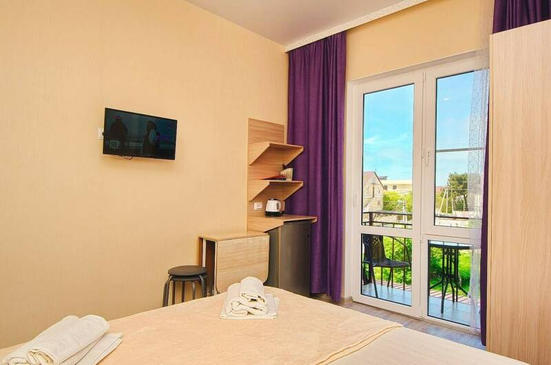 Двухместный с балконом (2-й и 3-й этаж)