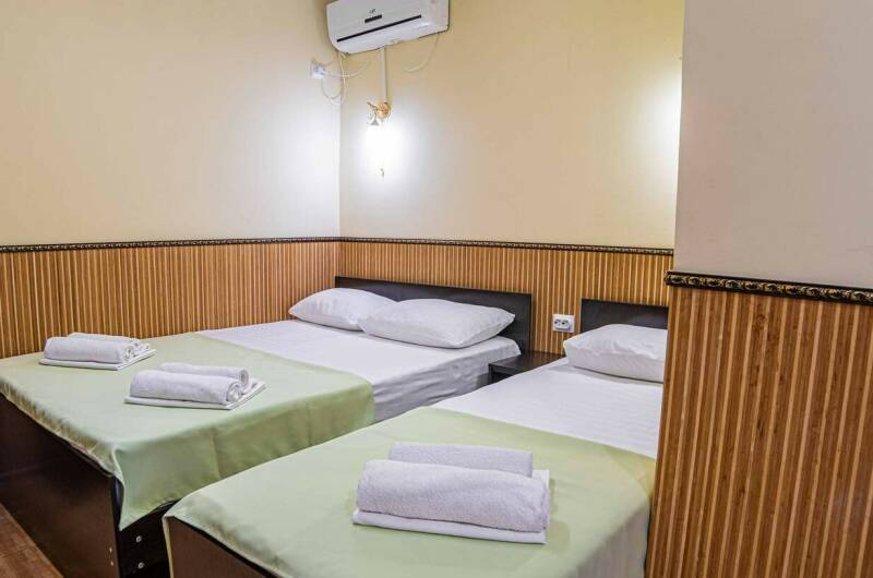 Трехместный на первом этаже