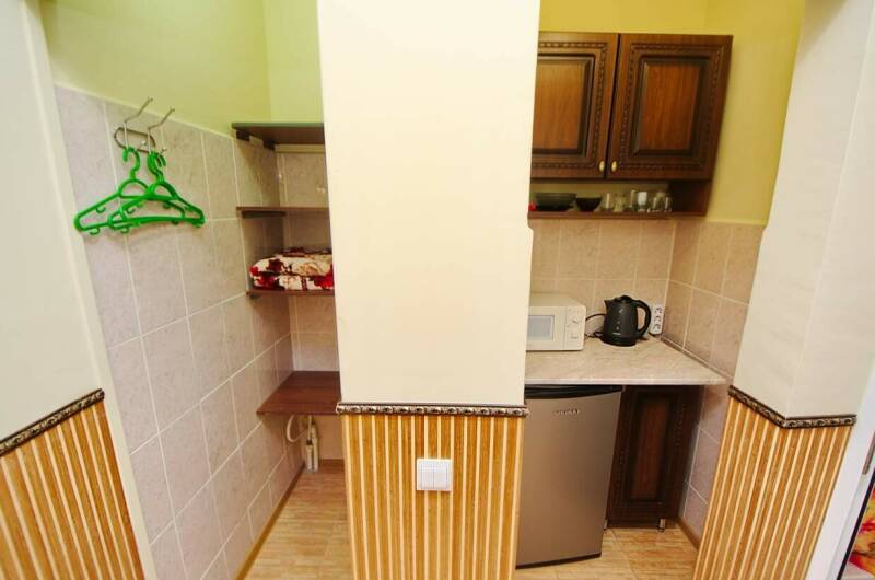 Трехместный на первом этаже