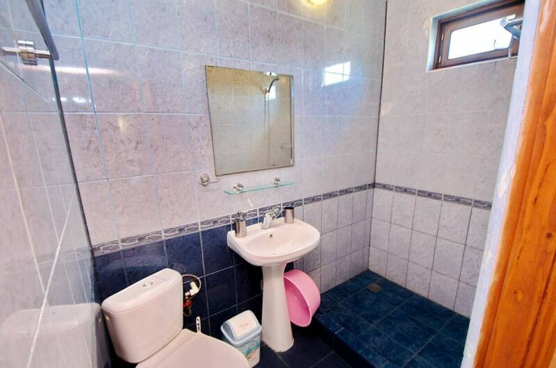 Трехместный — студия (кухня, балкон), 2-й этаж