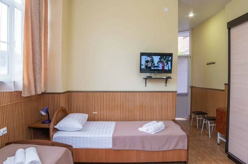 Стандартный четырехместный, первый этаж