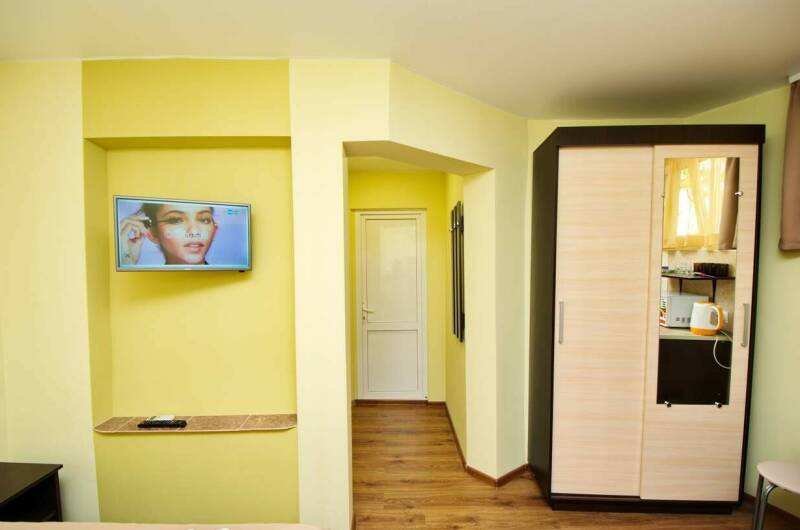 Четырехместный с двухъярусной кроватью, 2-й этаж