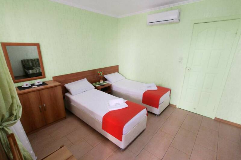 Трехместный номер с удобствами