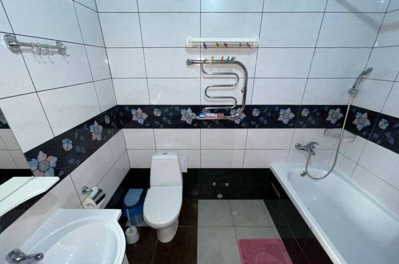 1 комнатная студия с кухней (2 этаж)3- 4-х местная