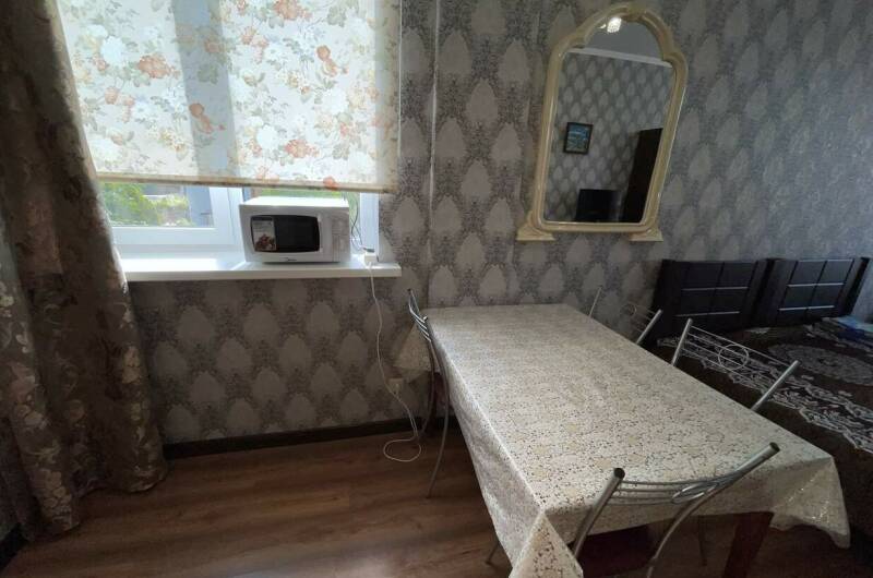 1 комнатная студия с кухней (2 этаж)3- 4-х местная