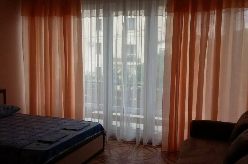 Комната с кухней на 2 комнаты