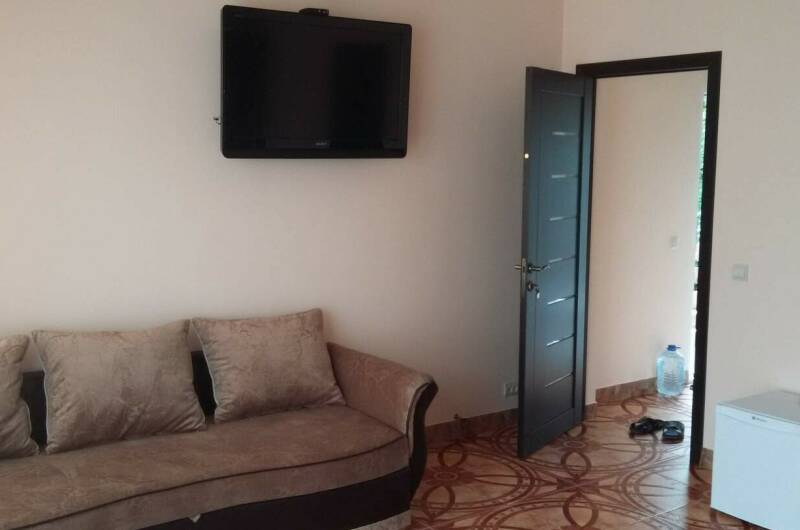 Комната с кухней на 2 комнаты