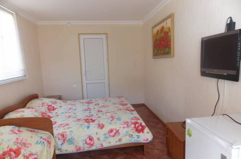 Трёхместный номер с удобствами