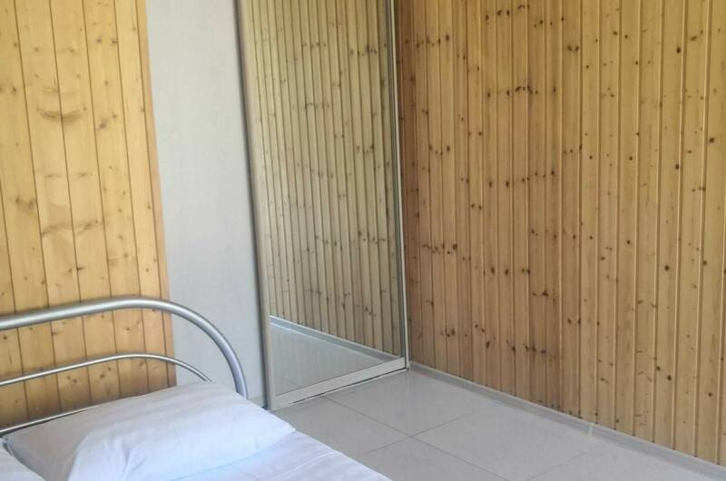 Трехместные номера на третьем этаж с видом на горы