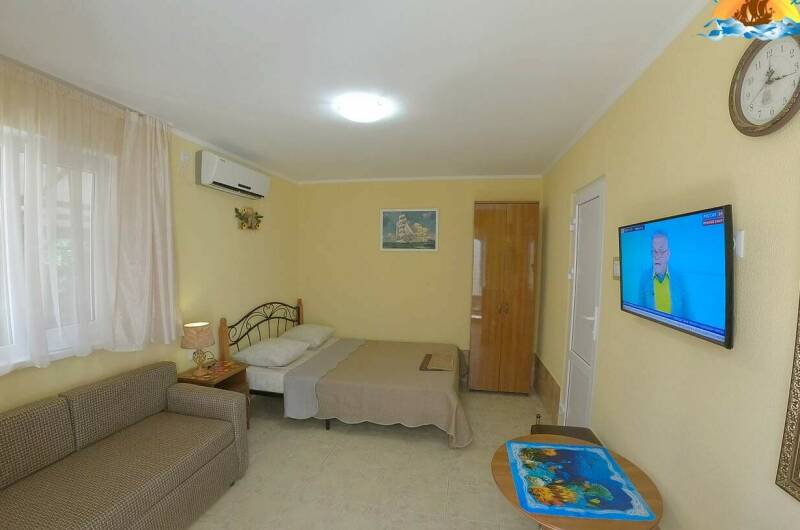 Однокомнатный коттедж на 3 человека с кухней