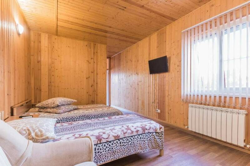 Трехместный номер с лоджией