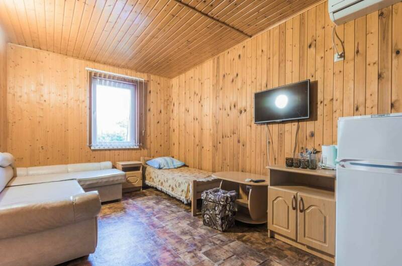 Двухкомнатный номер 4−6 мест