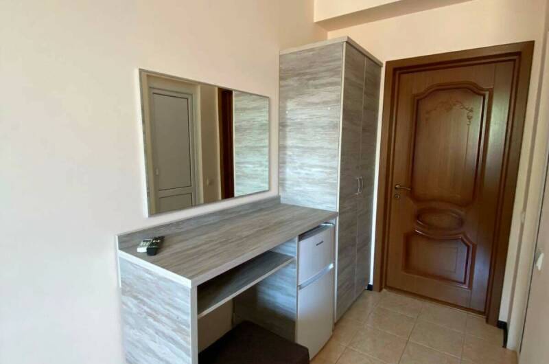 3х местный номер с выходом во двор