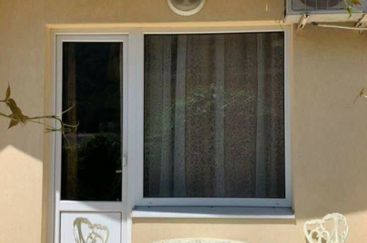 4х местный номер с выходом во двор