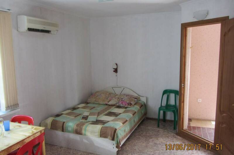 Двухкомнатный номер на первом этаже для 3х человек