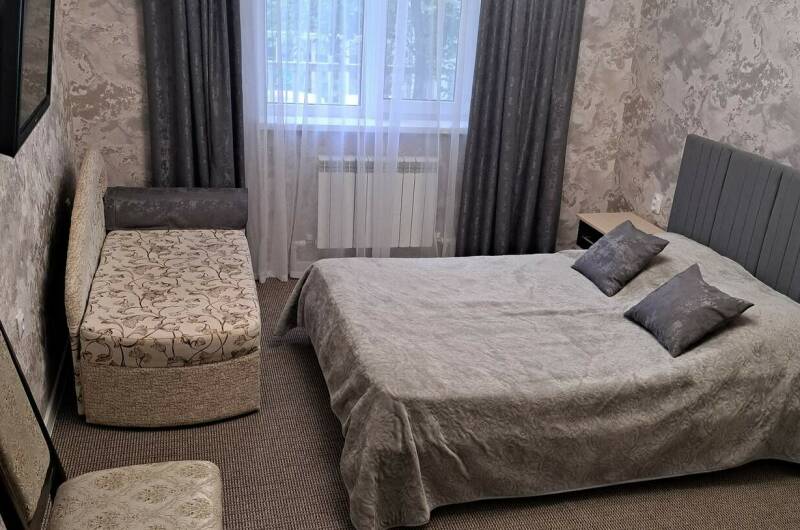 Квартира № 1 (на 3−5 человек) 1 этаж