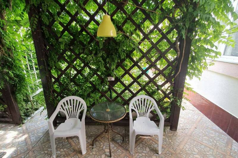 Квартира № 1 (на 3−5 человек) 1 этаж