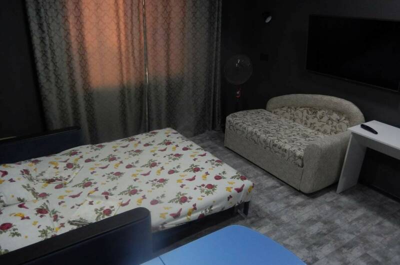 Квартира № 2 (3−5 человек) 1 этаж