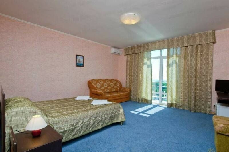 Повышенной комфортности с балконом