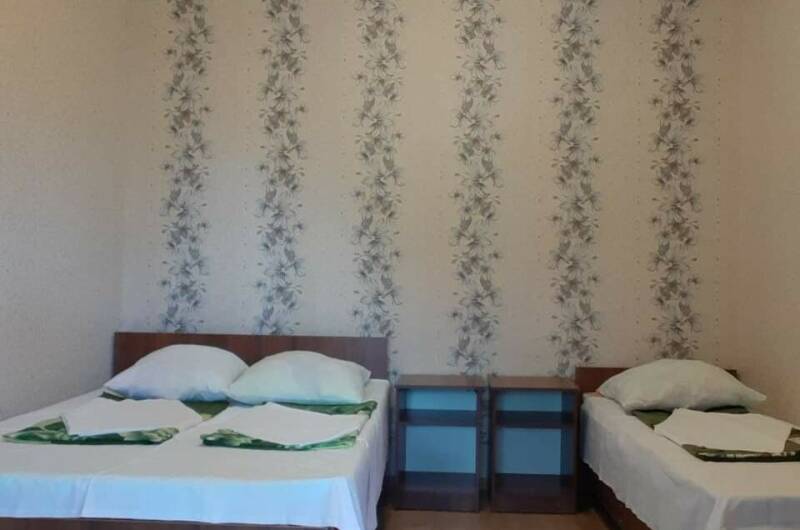 С отдельным входом, балконом, кухней и удобствами