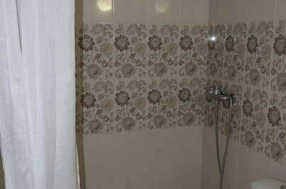 С отдельным входом, балконом, кухней и удобствами