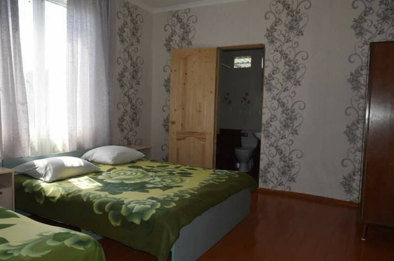 Трехместный с удобствами