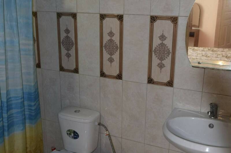 Трехместный с удобствами (первый этаж)