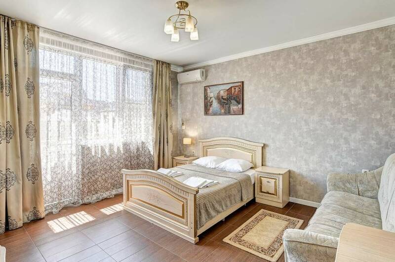 Четырехместный с балконом