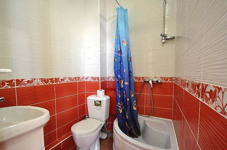 Трёхместный евро № 6 (размещение 3 чел + доп)