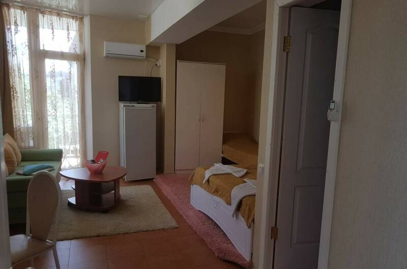 Евро № 7 (размещение 4 чел + доп)