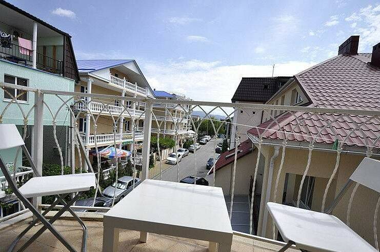 Евро № 7 (размещение 4 чел + доп)