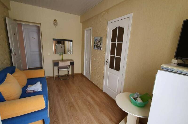 ДвухКОМНАТНЫЙ (размещение 4 чел + доп)